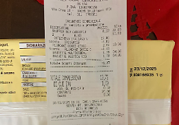 Plumcake scaduti in vendita al Carrefour di Grugliasco. Non c'&egrave; il due senza il tre
