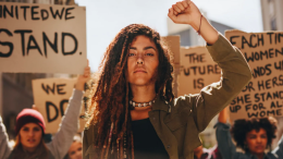 Torino scende in piazza per il Venezuela: Potere al Popolo contro l&rsquo;aggressione Usa