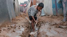 Nove morti a Gaza, cinque sono bambini. La tregua vacilla sotto i colpi dei droni