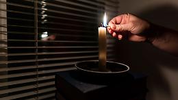 Blackout a raffica a Rivoli e scuola Don Milani ancora chiusa, Fratelli d&rsquo;Italia va all'attacco