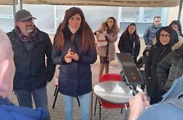 Konecta, la protesta diventa politica: Appendino scende in campo ad Asti