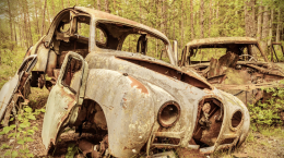 Cinquanta auto abbandonate tra Acqui e Casalese, scattano maxi multe e ordini di demolizione