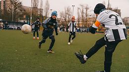 Via i genitori dalle scuole calcio, l&rsquo;unico antidoto al disastro del pallone giovanile