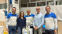 Olio, povert&agrave; e passerelle: l'elemosina della sindaca Elena Piastra con "quel che avanza"