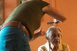 Caregiver familiari, via libera del Governo al disegno di legge