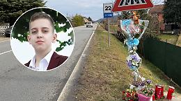 Lutto cittadino per il funerale di Mark, lo studente di 14 anni investito sulla provinciale 590