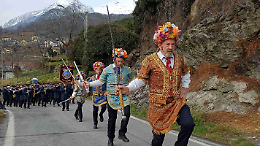 A Giaglione torna la Danza degli Spadonari: un viaggio tra comunit&agrave;, storia e identit&agrave; alpina