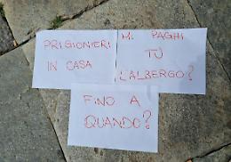 Ascensore rotto da quasi due mesi in un condominio ATC: in via Maddalene prigionieri in casa