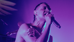 Cosmo accende la notte di Askatasuna: la festa negata dall&rsquo;Universit&agrave; si sposta al Manituana e diventa un atto politico