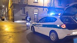 Tombino aperto in Barriera di Milano: auto danneggiata e sversamento d&rsquo;olio. La denuncia di Fratelli d'Italia