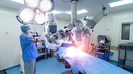 Borgosesia diventa polo d&rsquo;eccellenza: la chirurgia robotica ortopedica cresce e richiama pazienti da tutta la regione