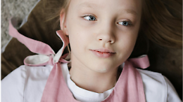 Volpiano, dai jeans usati ai grembiulini: un progetto che insegna sostenibilit&agrave; e solidariet&agrave;