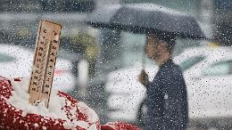 Pioggia e neve tornano protagoniste al Centro-Nord mentre il Sud si gode temperature miti