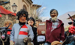 Dal Medioevo ad oggi: l&rsquo;antica tradizione del Carnevale di Mezzenile rivive in Piazza Geninatti