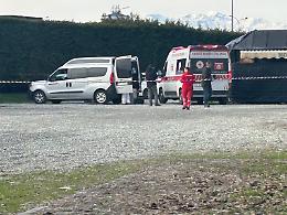 Carabiniere si suicida nel parcheggio del cimitero di Chivasso. Sul posto, 112 e il sindaco Castello