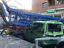 Crollo della gru di via Genova, il processo si ferma: il giudice dispone una perizia tecnica