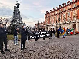 Fiaccolata per le foibe a Torino, il silenzio della memoria attraversa il centro citt&agrave;