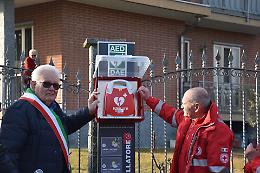 Un nuovo defibrillatore per Robassomero, la prevenzione diventa patrimonio collettivo 
