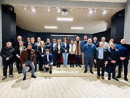 Paesi che si svuotano, servizi che spariscono: a Ozegna il conto arriva tutto insieme