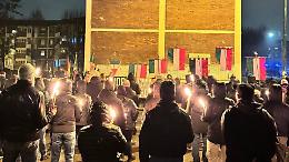 Fiaccole accese nel villaggio Santa Caterina per il Giorno del Ricordo (FOTO)