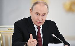 Russia blocca WhatsApp: 100 milioni di utenti tagliati fuori, obbligo di passare all&rsquo;app di Stato MAX