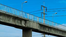 Travolto sul cavalcavia verso l&rsquo;interporto, morto operaio di 43 anni: il sindacato chiede navette pi&ugrave; accessibili