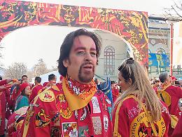 Ivrea, oltre 40mila persone per l&rsquo;esordio della battaglia delle arance. I feriti sono 138