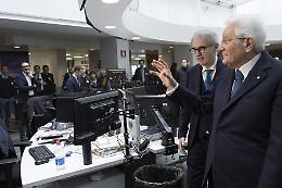 Mattarella a Torino dopo l&rsquo;assalto a La Stampa: &ldquo;I giornali pilastri della democrazia&rdquo; (VIDEO)