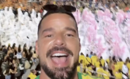 Ricky Martin scatenato al Carnevale di Rio: balla tra la folla e pubblica tutto sui social (VIDEO)