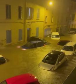 Francia sott&rsquo;acqua: Garonna in piena, 1.600 evacuati e allerta rossa in quattro dipartimenti