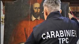 Rubato, tagliato e rimesso all&rsquo;asta: il ritratto del cardinale Guala Bicchieri torna dopo 15 anni nella Basilica di Sant&rsquo;Andrea a Vercelli