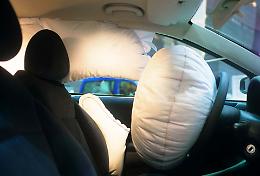 Oltre un milione e mezzo di auto ancora con airbag difettosi: verifica ora il tuo veicolo