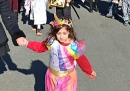 Una giornata di sole, coriandoli e magia per il Carnevale travesino 