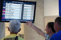 Sciopero nei cieli, met&agrave; dei voli Ita cancellati: aeroporti in affanno per 24 ore