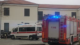 Malore sul treno a Settimo Torinese, uomo disteso a terra soccorso in stazione