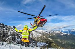 Monte Rosa, scialpinista precipita in un crepaccio: sospese le ricerche, speranze ormai nulle