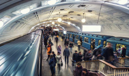 Auto e trasporto pubblico come specchio dell&rsquo;economia nel 2026: Russia e Italia a confronto