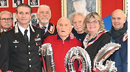 Nichelino festeggia i 104 anni del vice brigadiere dei carabinieri Michele Melfa
