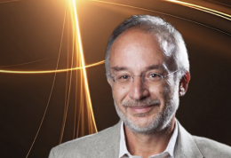 AEG Coop festeggia 125 anni con Stefano Mancuso al Teatro Giacosa