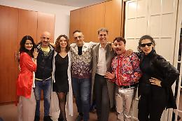 Borgaro sceglie il teatro: successo per &ldquo;Taxi per 2&rdquo; al Teatro Italia (VIDEO) 