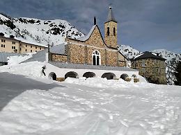 Piemonte ancora sotto la neve: un metro e mezzo al santuario pi&ugrave; alto d&rsquo;Europa