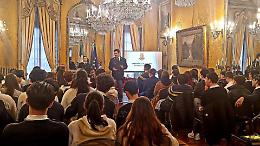 Legalit&agrave; e social, la polizia incontra gli studenti in prefettura a Torino