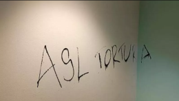 Torino, raid antagonista nella sede Asl di via San Secondo