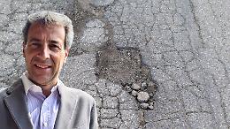 Buche, cantieri e promesse: San Mauro prova a rifare via Casale e via XXV Aprile