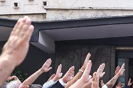 Saluto romano allo stadio, arriva la stangata: 5 anni di Daspo
