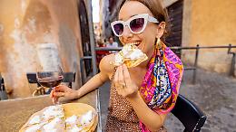 Pasqua, viaggi frenati dall&rsquo;incertezza ma tengono le partenze