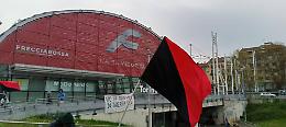 Protesta anarchica a Porta Susa: &ldquo;Le ferrovie al servizio della guerra&rdquo;