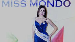 Ozegna capitale della bellezza: piazza gremita per Miss Mondo Piemonte, trionfa Chiara Ba&ugrave;