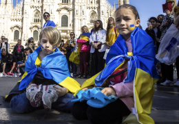 &ldquo;Meglio le bombe che la fame&rdquo;: il ritorno disperato delle famiglie ucraine
