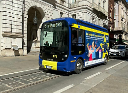 Torino rivoluziona la notte: arriva Star Plus, il bus che si prenota con l&rsquo;app